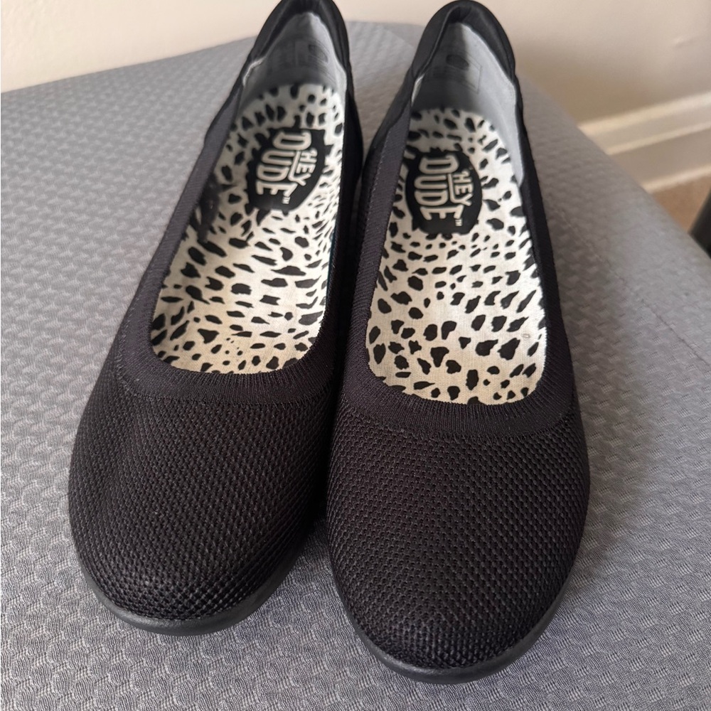 Hey Dude Women's Black Mesh Flats